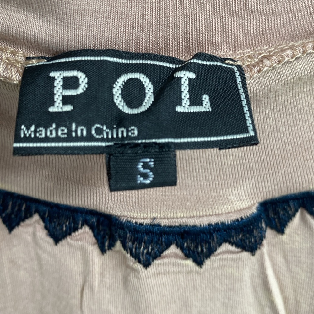 NEW POL Boho Sleeveless Cutout Cropped Top with Black Embroidery Casual Size S - Picture 4 of 6